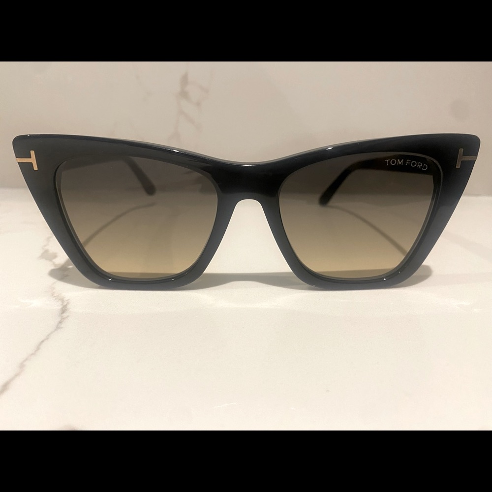 Tom Ford Gradient Cat-Eye Sunglasses